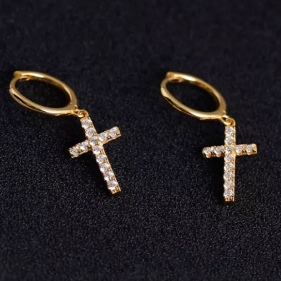 ⚡️Insta gold plated cross earrings - Picture 5 of 6